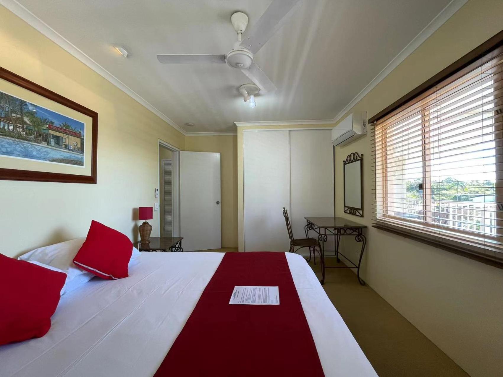 Cairns Beach Resort Bagian luar foto